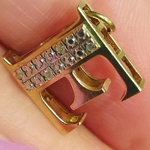❤FINALPRICE❤️E,initial yellow gold 10K SR marked - Picture 2 of 14